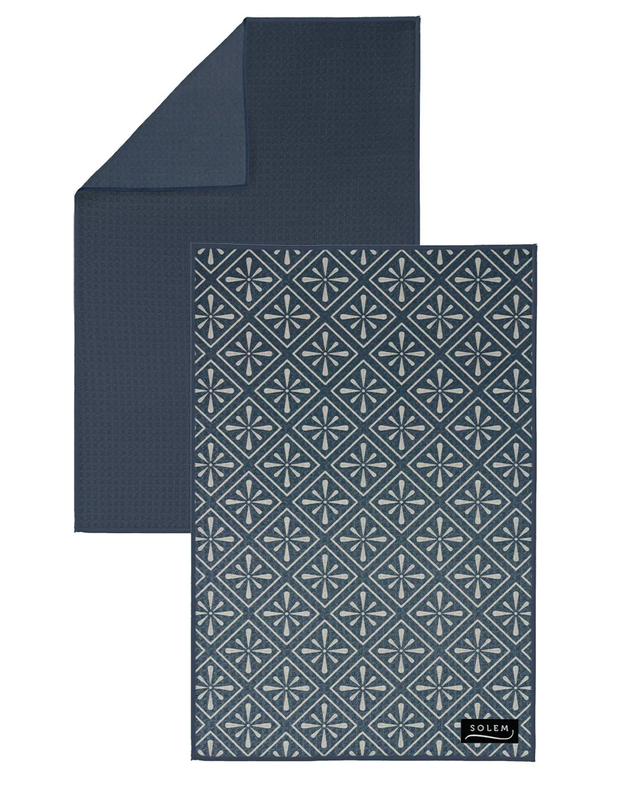 2 ESSUIE-MAINS MICROFIBRE CARREAU CHIC