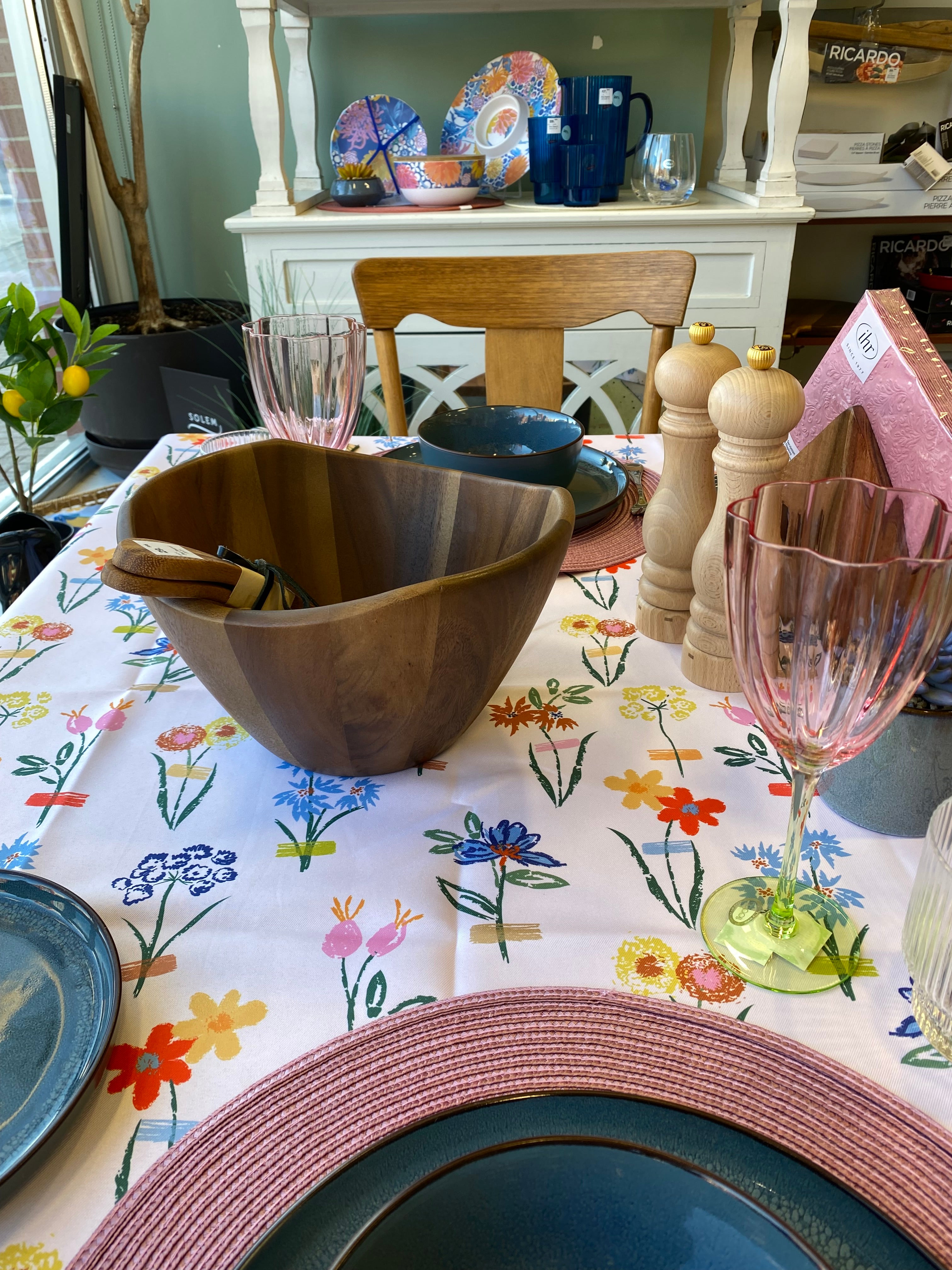 NAPPE 54 X 70 BOTANY BLANCHE / ROSE PALE