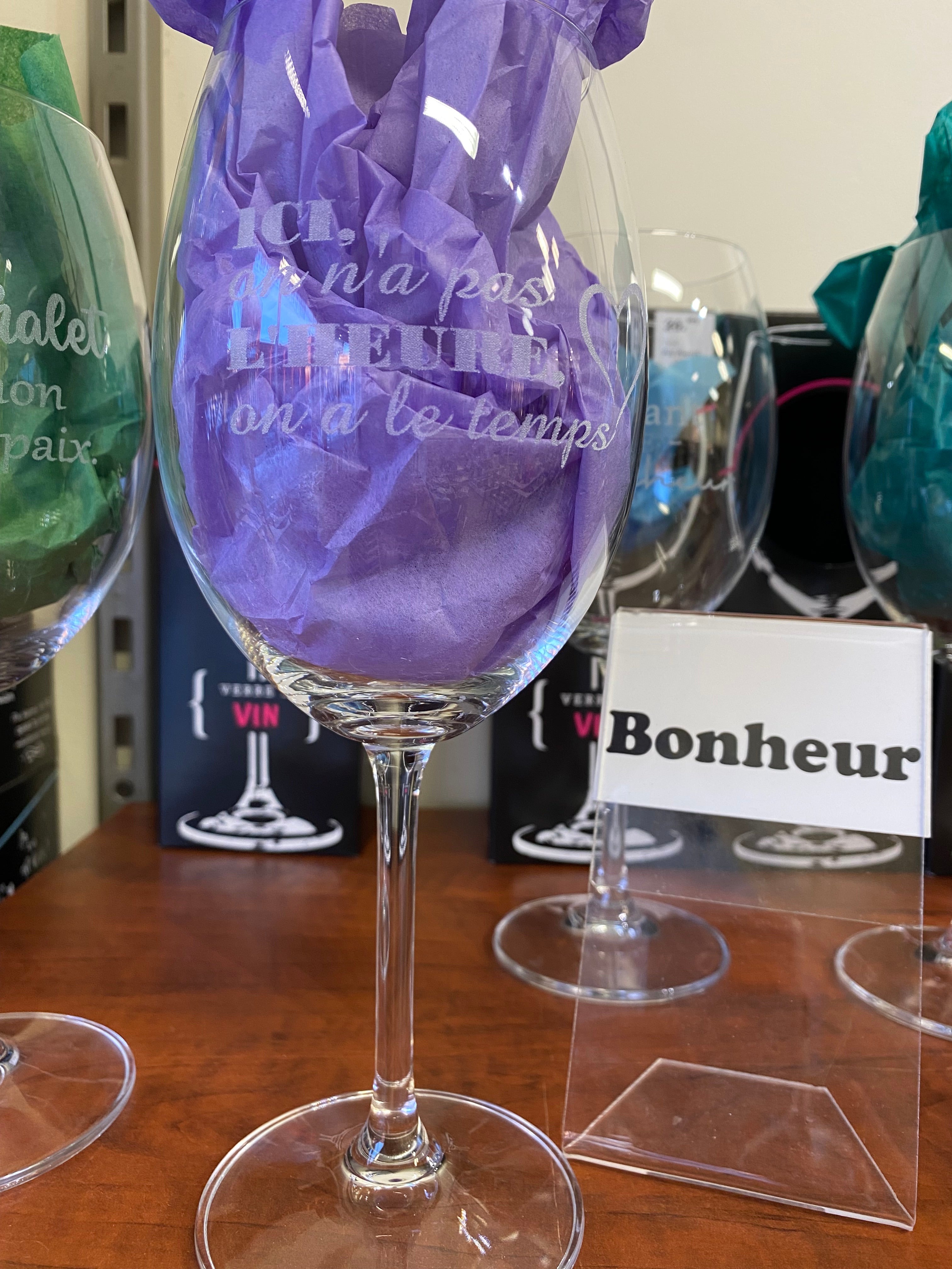 VERRE A VIN SUR PIED - ICI ON N'A PAS L'HEURE