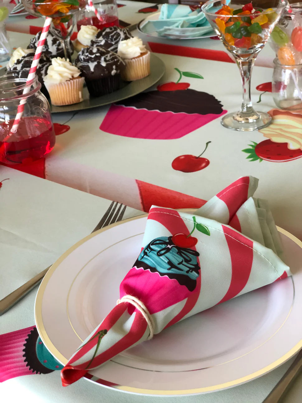 PQT 4 SERVIETTES CUPCAKE