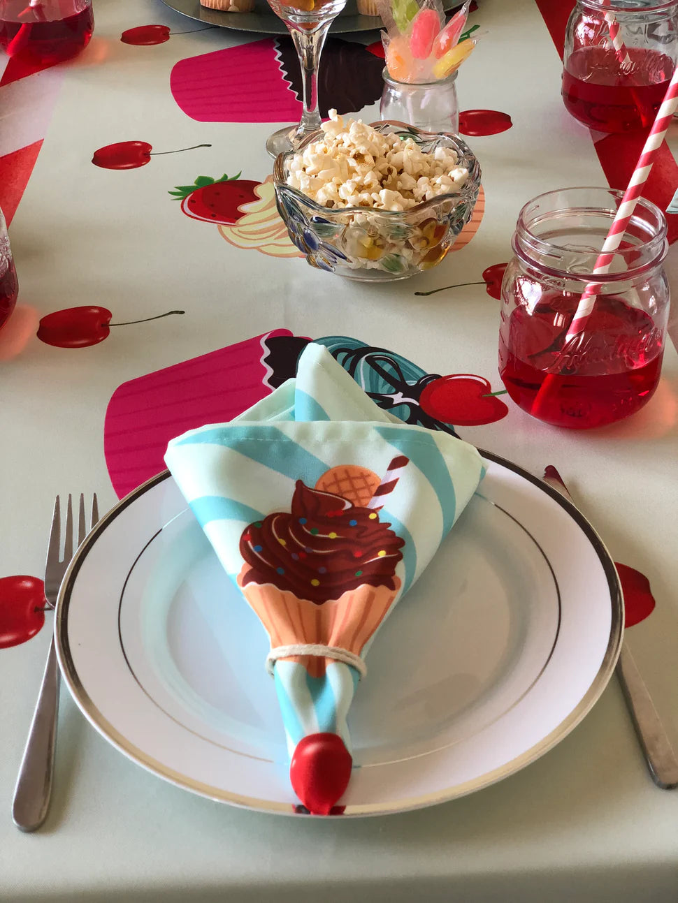 PQT 4 SERVIETTES CUPCAKE