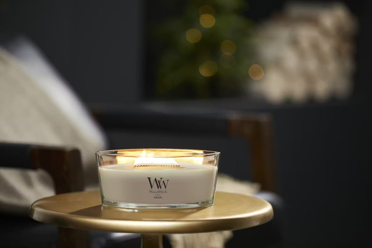 CHANDELLE OVALE COIN DU FEU WOODWICK