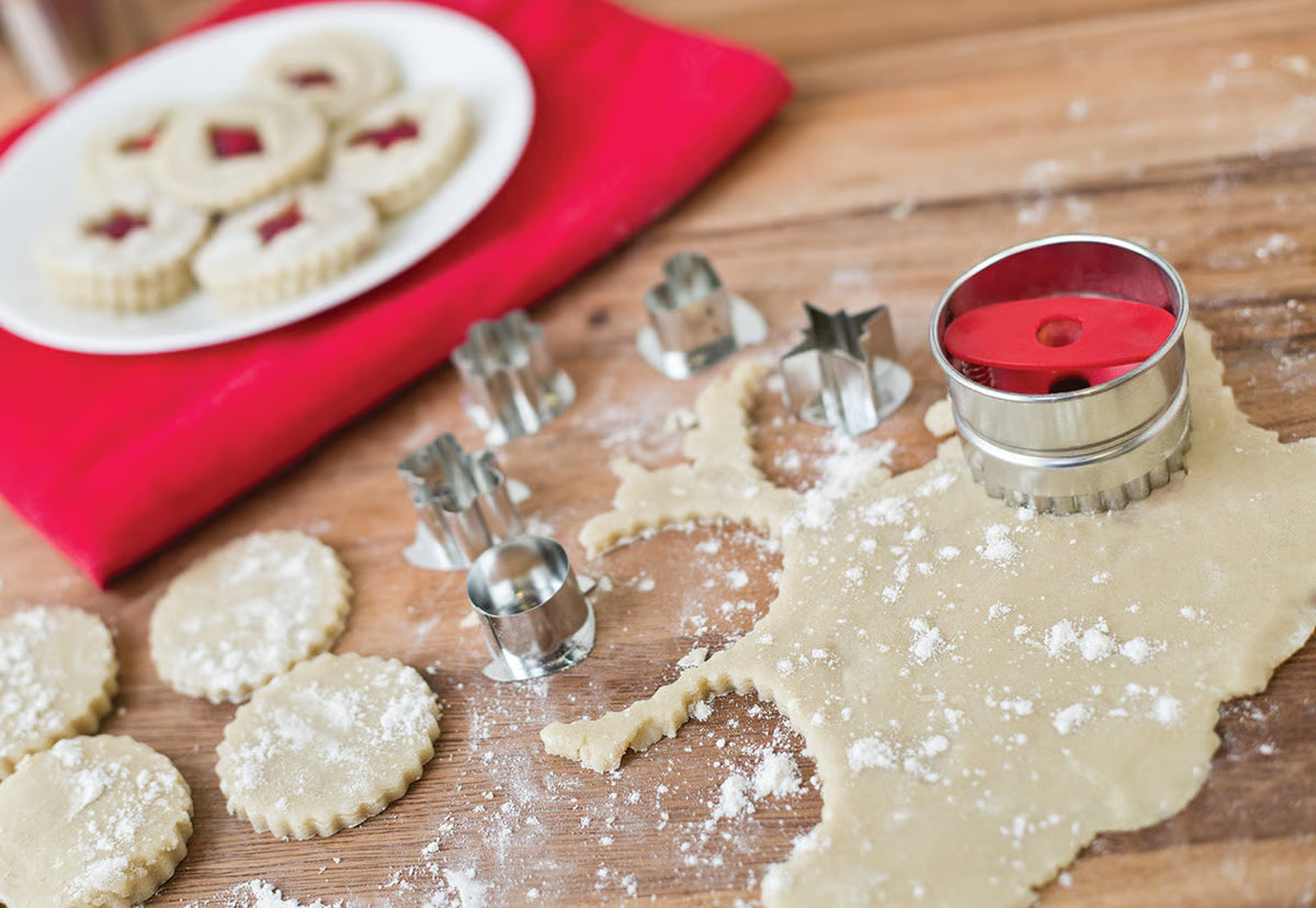 BTE 6 EMPORTE-PIÈCES BISCUITS SUCRE