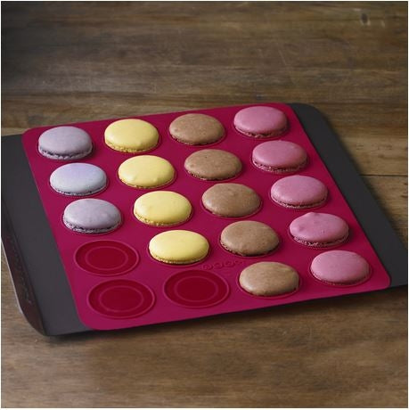 TAPIS À MACARONS