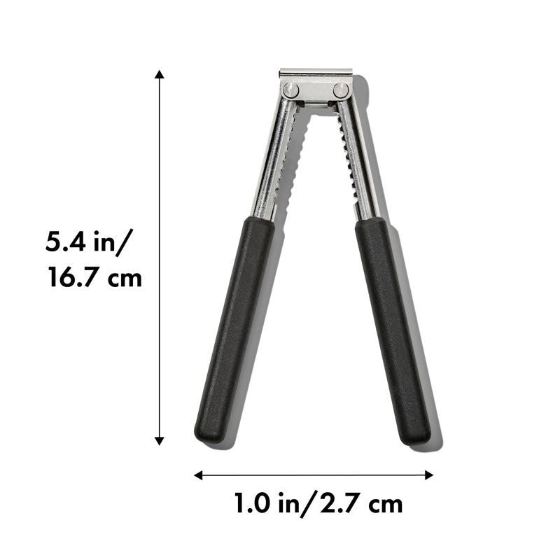 CASSE-NOIX ET CRUSTACÉES