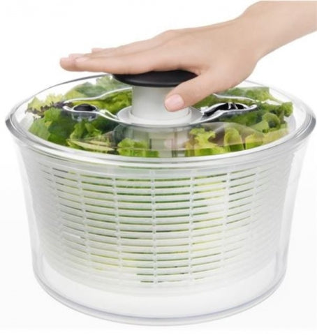 PETITE ESSOREUSE À SALADE OXO