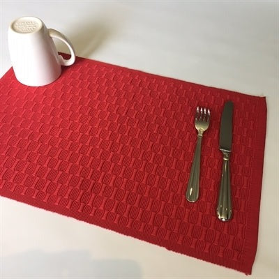 NAPPERON 13X19 BUBBLE WEAVE ROUGE