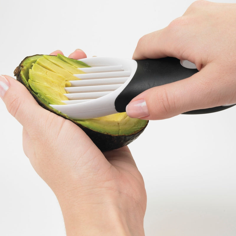 TRANCHE-AVOCAT 3 EN 1 OXO