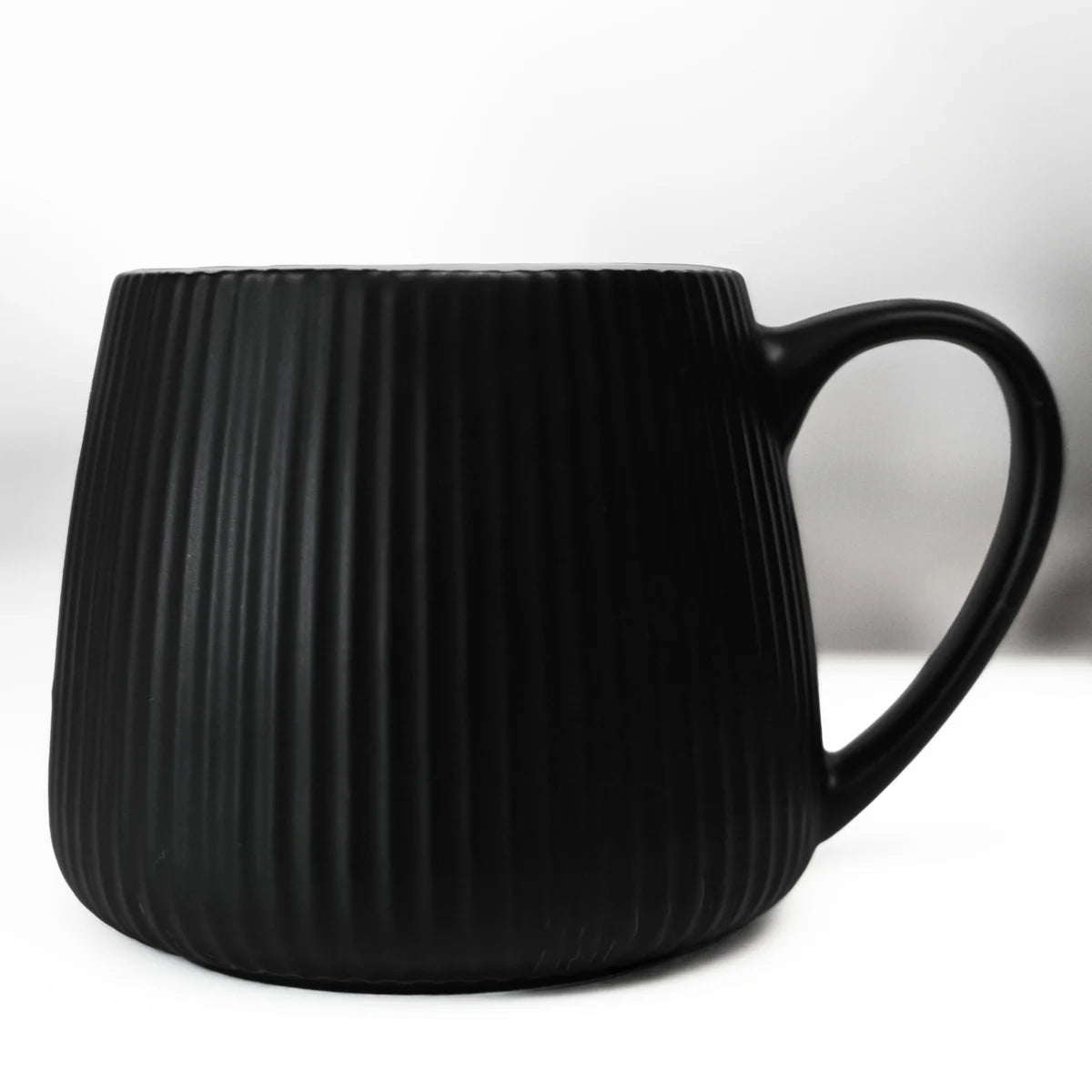 TASSE OPTIQUE FINI GRÈS - NOIR