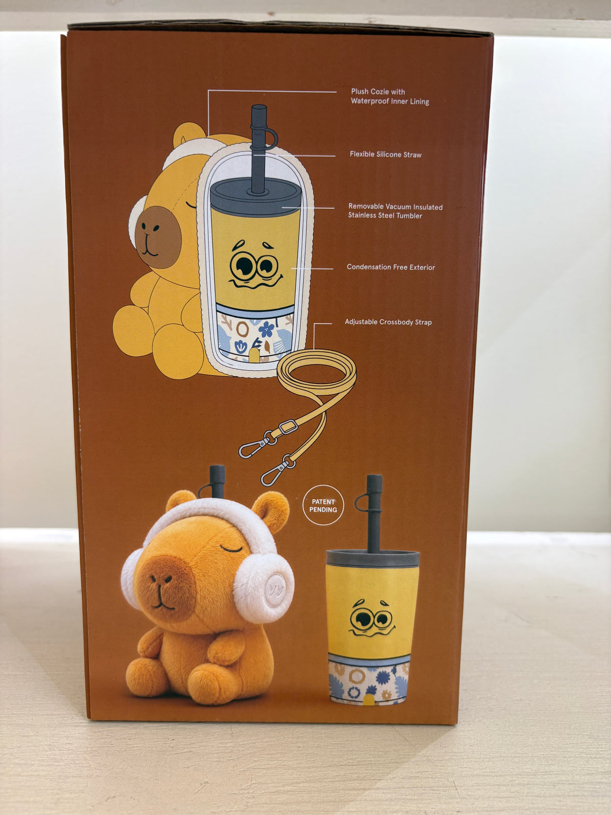 BOUTEILLE ET PELUCHE FUZZIE CAPYBARA