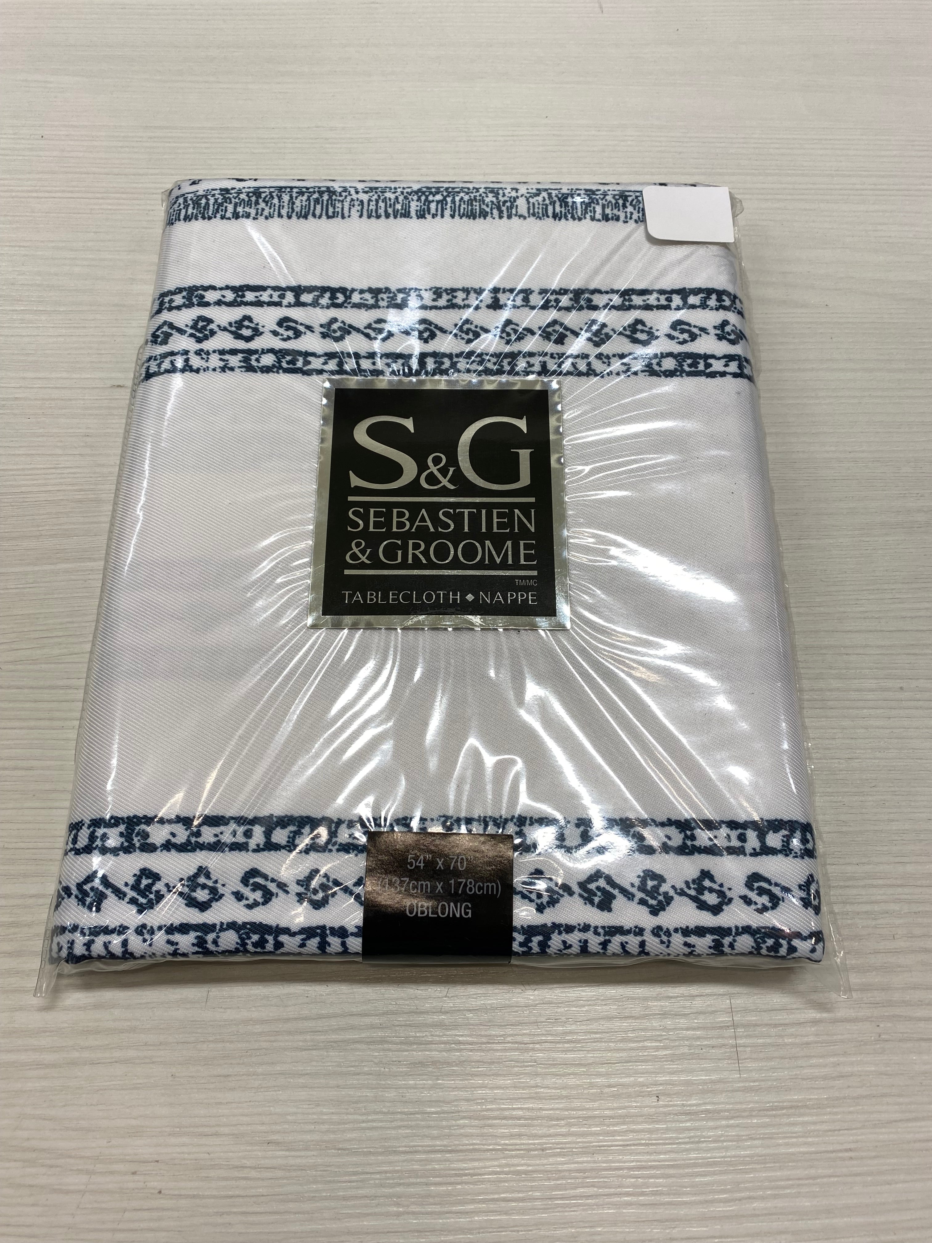 NAPPE 60 X 84 MAHARAAH BLEUE