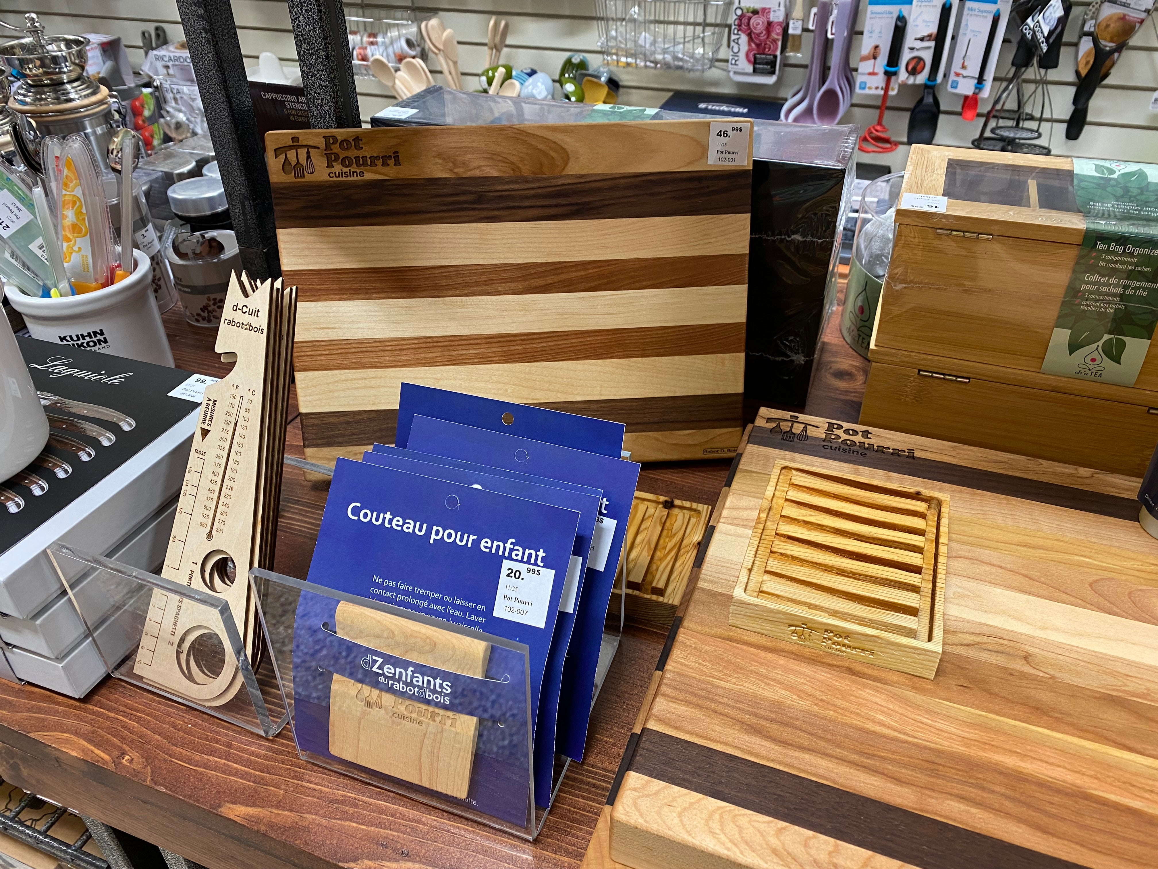 PLANCHE À DÉCOUPER BOIS 9'' X 12'' - MOYEN FORMAT