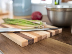 PLANCHE À DÉCOUPER BOIS 9'' X 12'' - MOYEN FORMAT