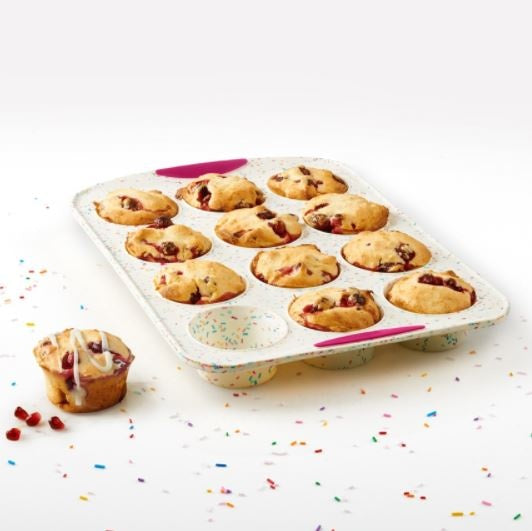 MOULE A 12 MUFFINS CONFETTI