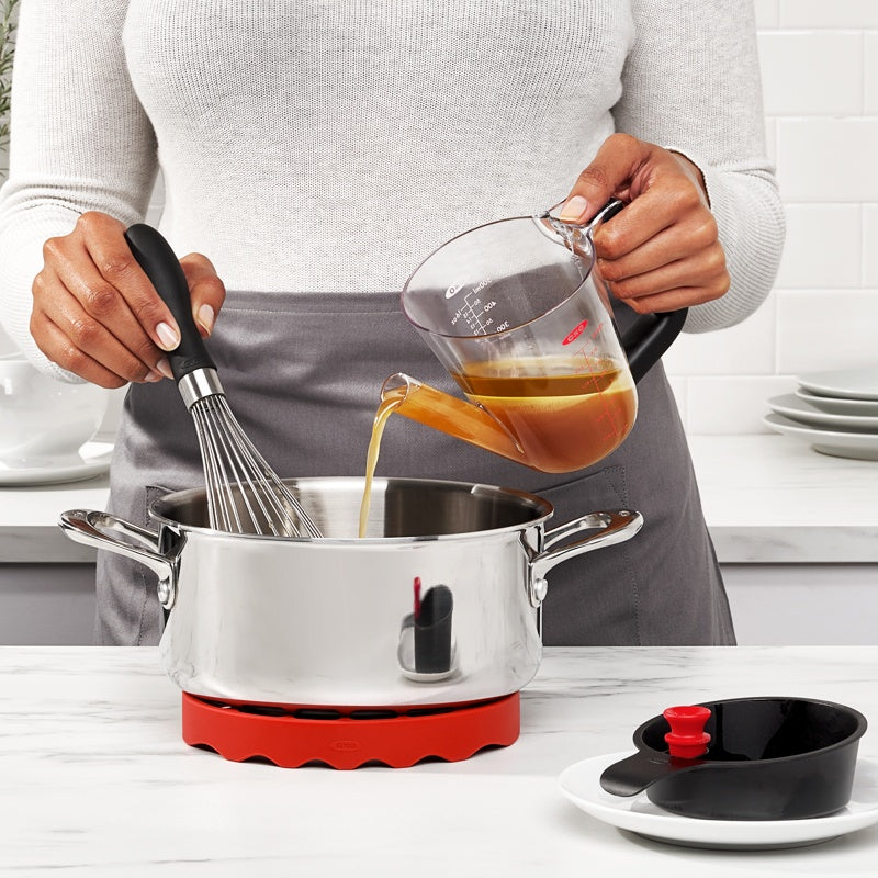 SAUCIERE DÉGRAISSEUR OXO 2T